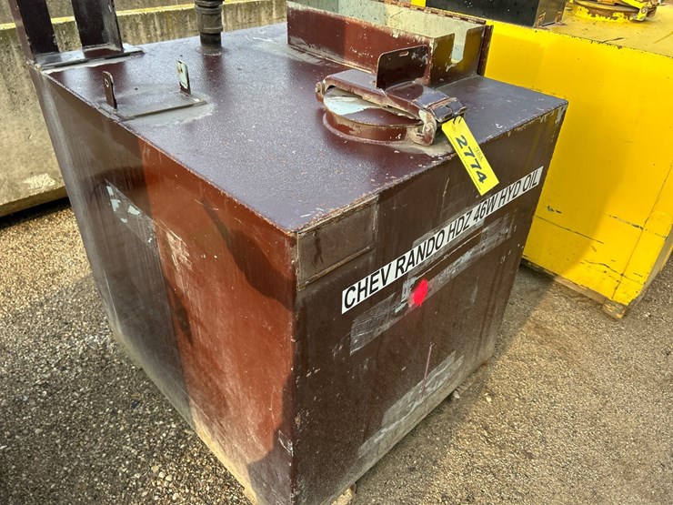#2774-•-approx-250-gallon-forkable-transfer-tank-image-8