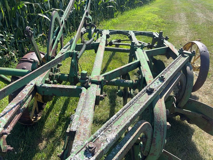 john-deere-14-image-41