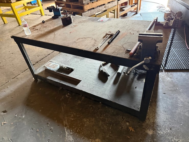 6”x3’x32”-metal-working-table-w/-bench-&-chain-vice-image-2