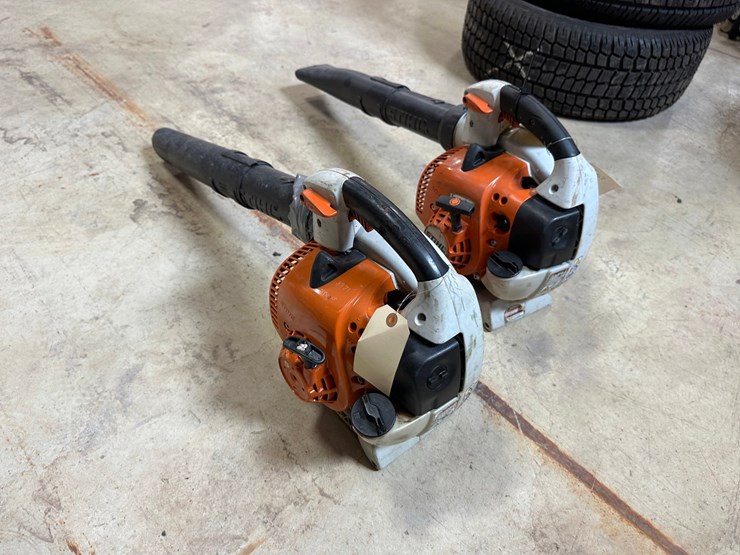 #2872-•-(2)-stihl-leaf-blowers-image-4