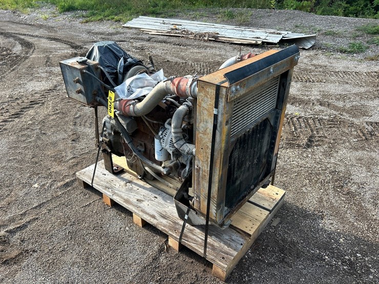 #2700-•-5.9l-cummins-turbo-diesel-engine-image-2