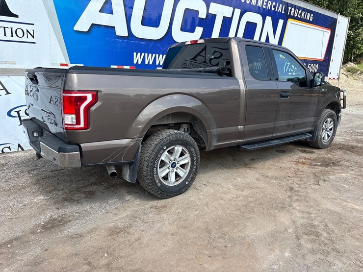 2017-ford-f150-image-11