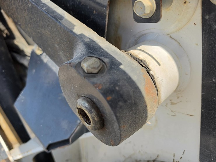 #26217-•-2022-bob-cat-t66-skid-steer-image-78