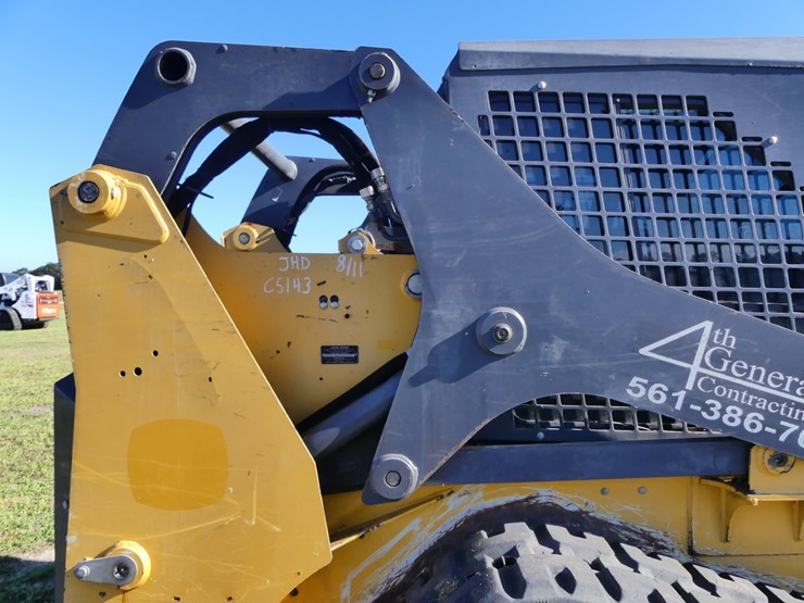2017-deere-317g-image-7