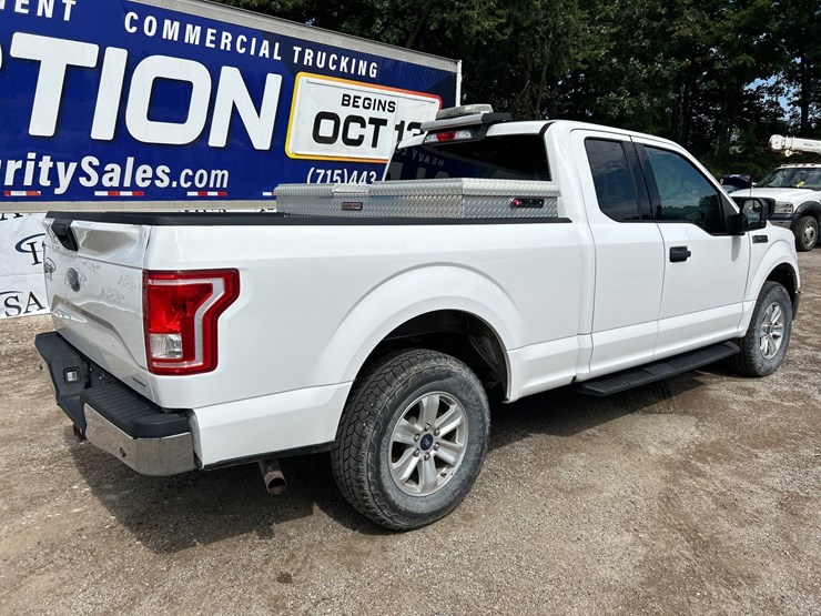 2015-ford-f150-xlt-image-6