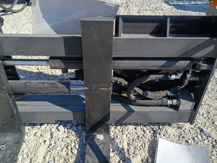 #l85-007-•-landhonor-hydraulic-pallet-fork-skid-steer-attachment-image-11