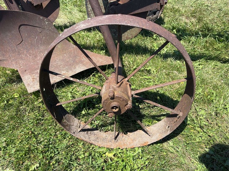 john-deere-14-image-23