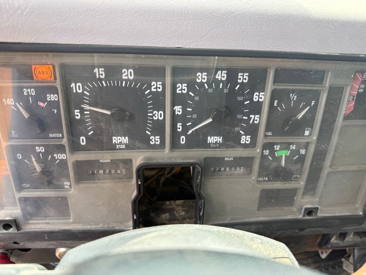 2000-international-4800-image-24