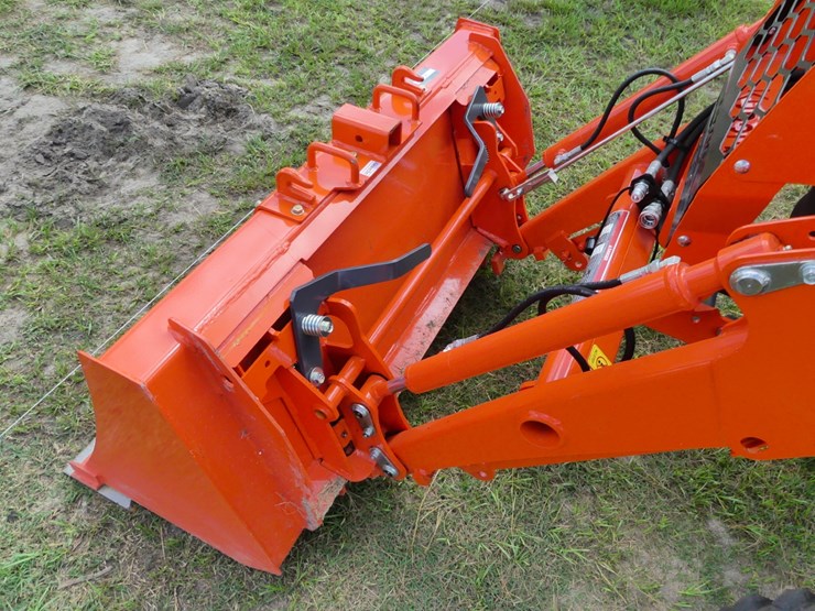 kubota-lx2620-image-9