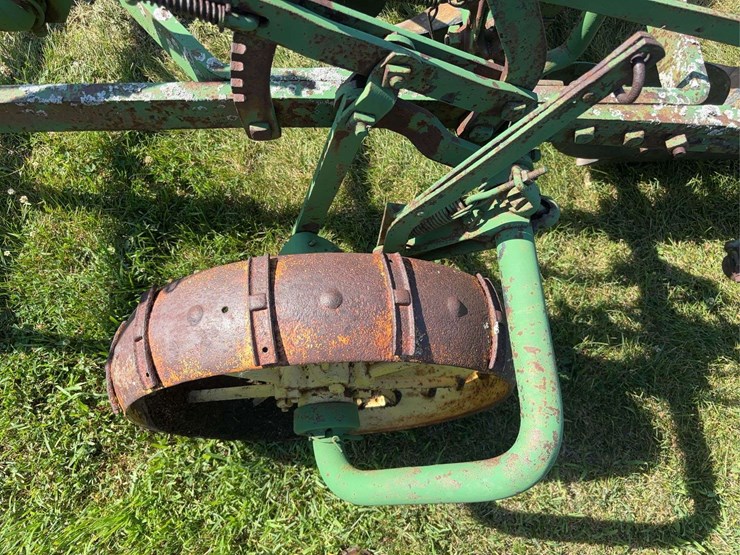 john-deere-14-image-16