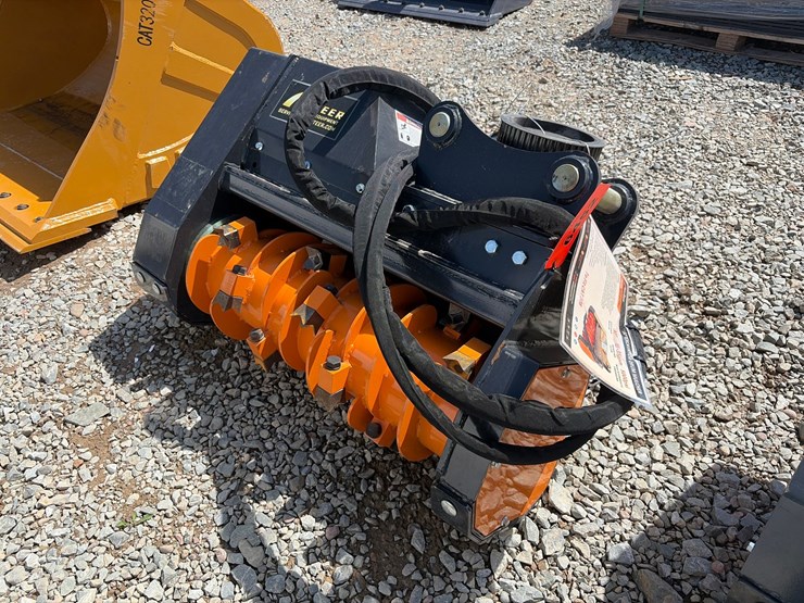 caterpillar-308-image-1