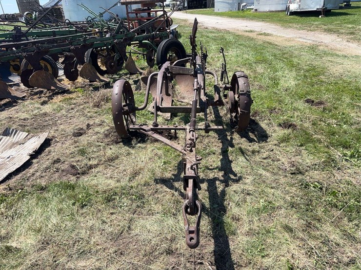 john-deere-14-image-2