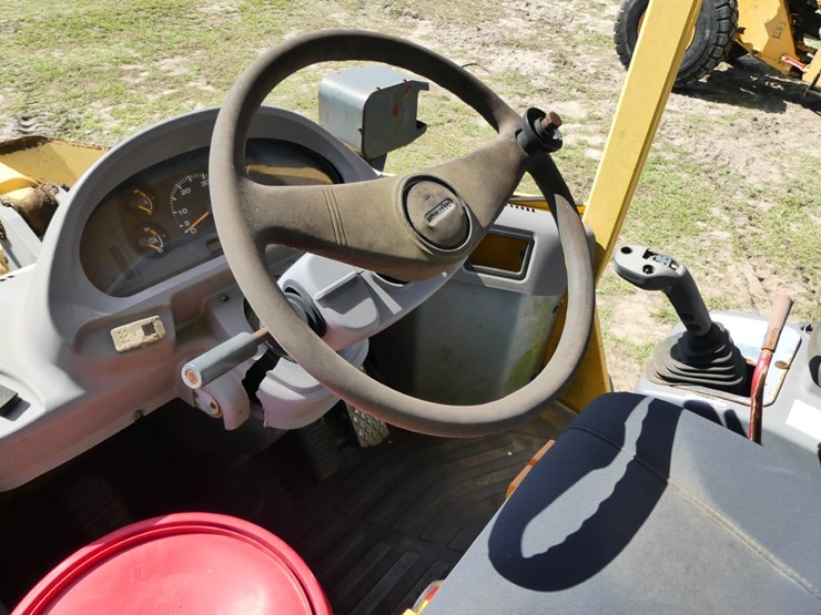2005-komatsu-wa150-image-15