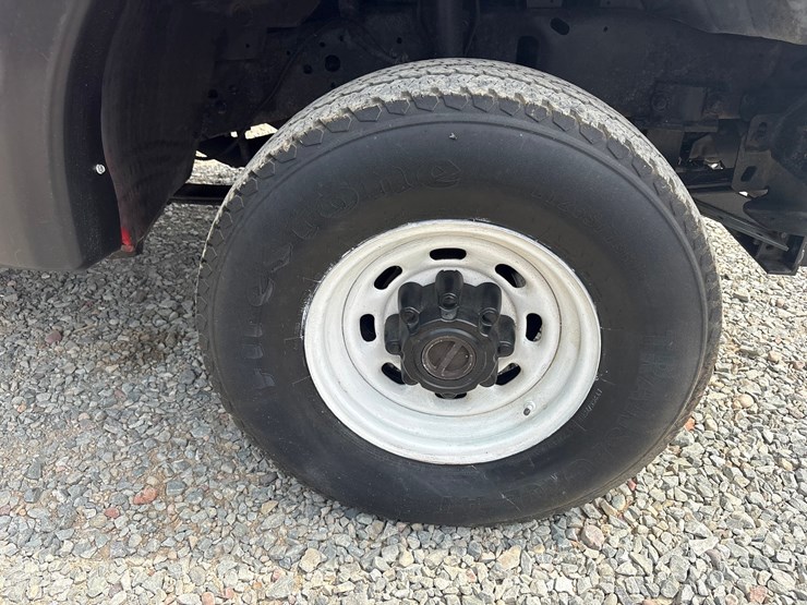 2004-ford-f350-image-65