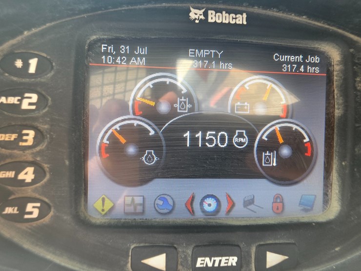 2018-bobcat-t595-image-28