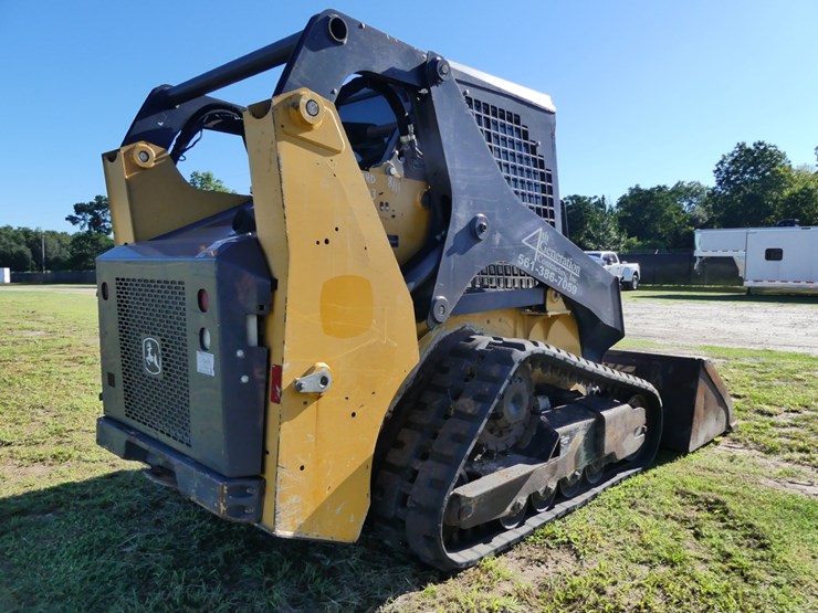 2017-deere-317g-image-3