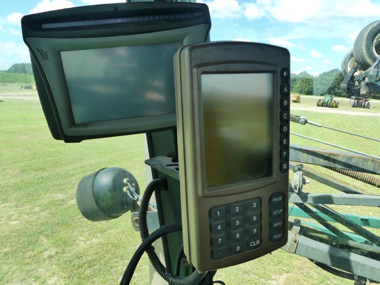 john-deere-6700-image-19