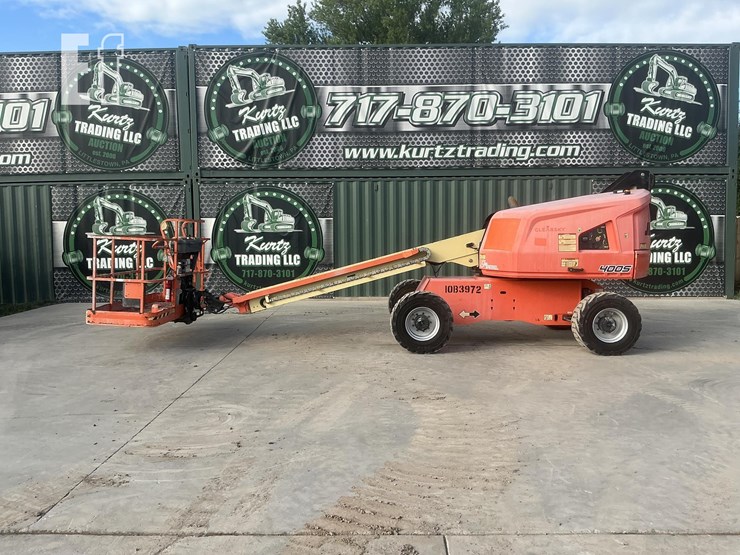 2021-jlg-400s-image-1