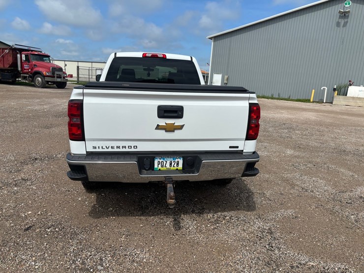 2014-chevrolet-1500-image-3