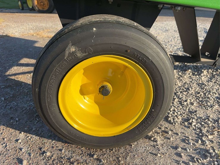john-deere-80-lawn-and-garden-cart-image-9