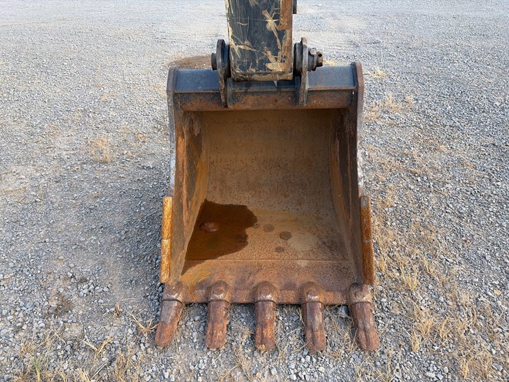 deere-135-p-tier-image-18