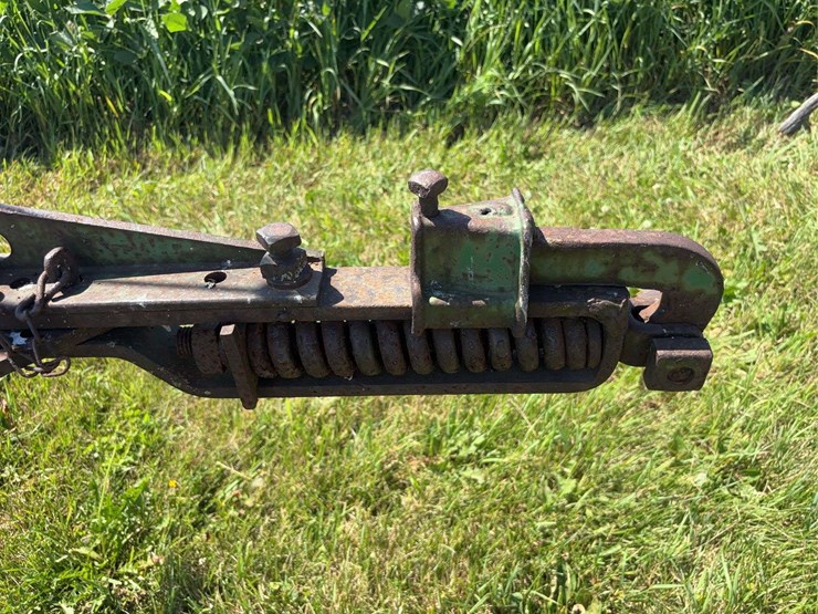 john-deere-16-image-20