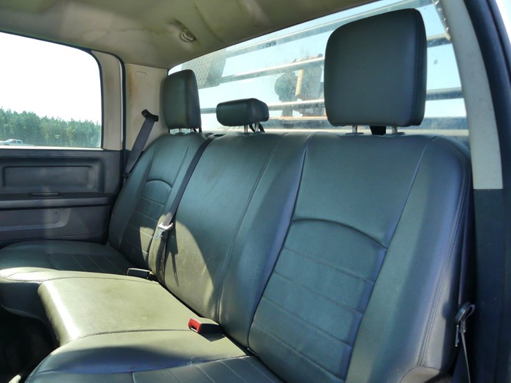 2016-dodge-ram-5500-image-10