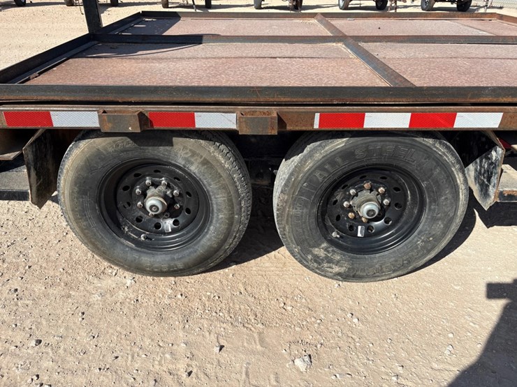 2018-sage-oil-vac-12’-x-88”-t/a-bumper-pull-lube-trailer-image-5