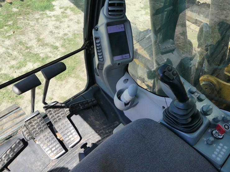 2023-deere-350p-image-16