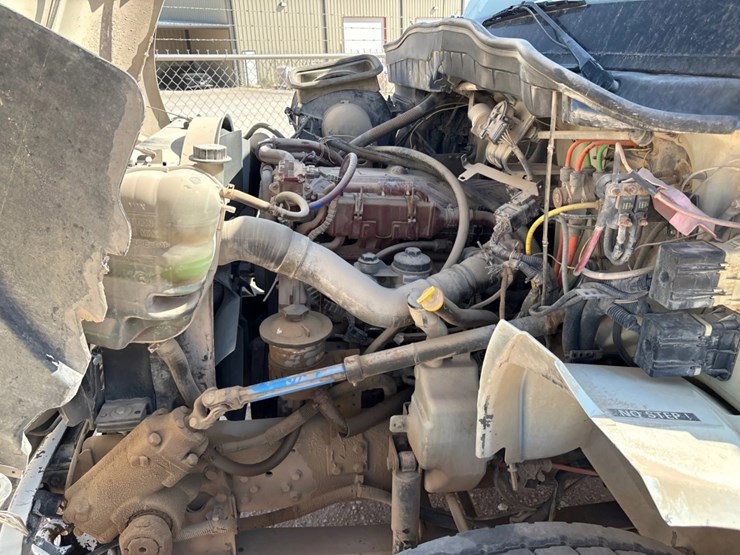 2009-international-durastar-4400-image-5