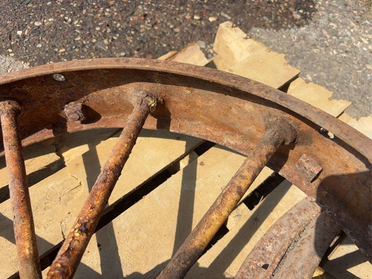 john-deere-24-image-6