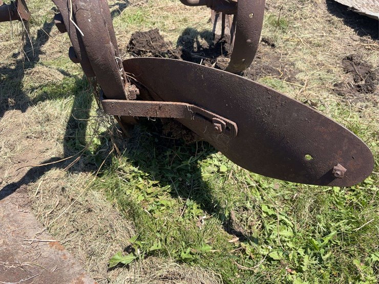john-deere-14-image-12