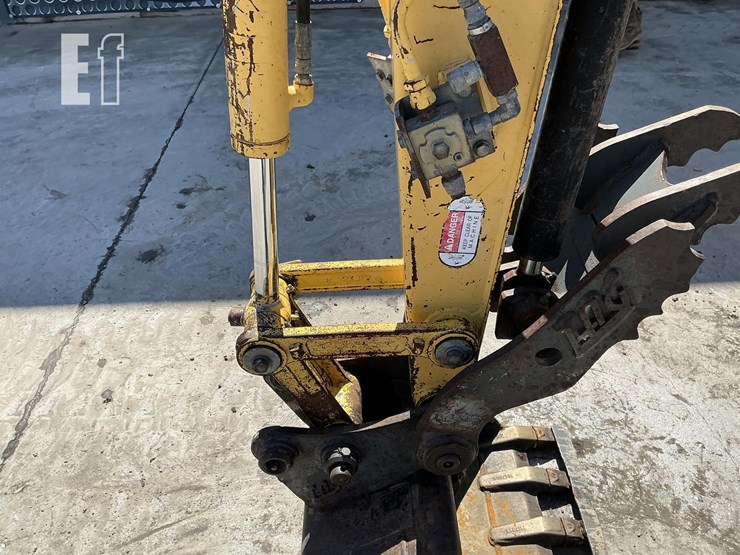 2019-kobelco-sk35sr-6e-image-13