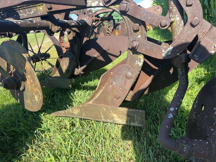 john-deere-14-image-24