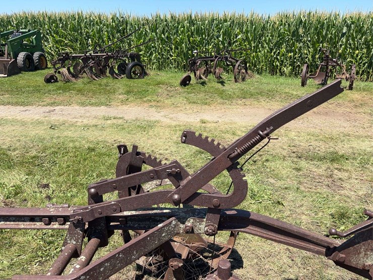 john-deere-14-image-23