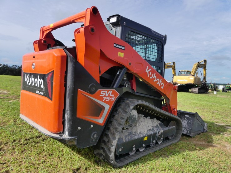 kubota-svl75-3-image-3