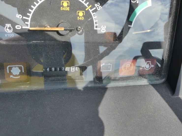 1995-john-deere-5200-image-13