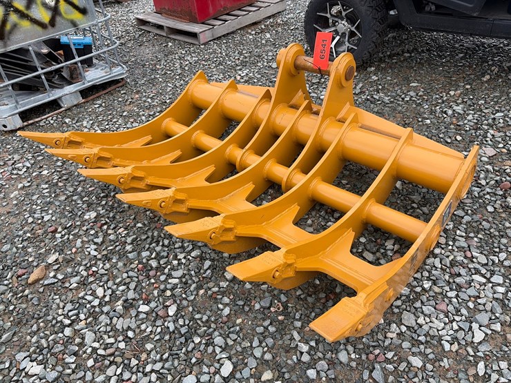 caterpillar-312-image-1