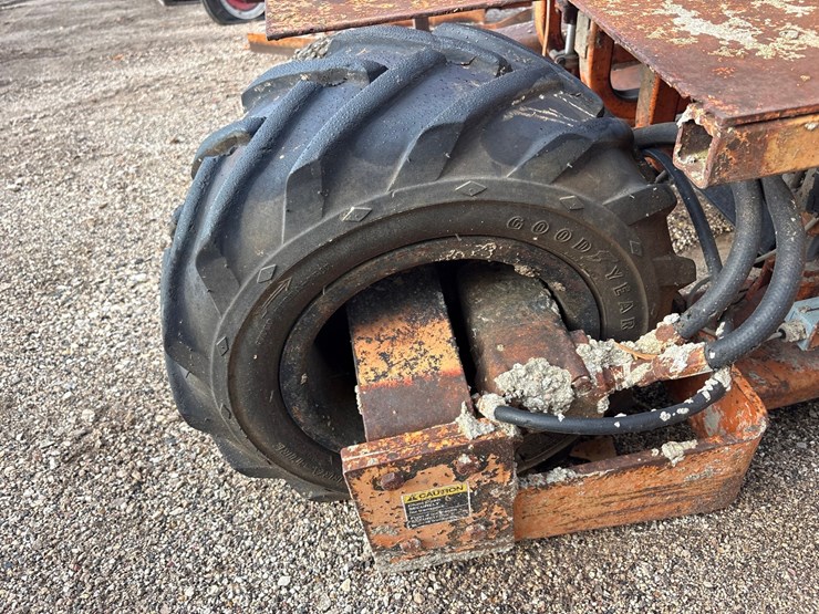 #2718-•-mbw-cg100-curb-machine-image-19