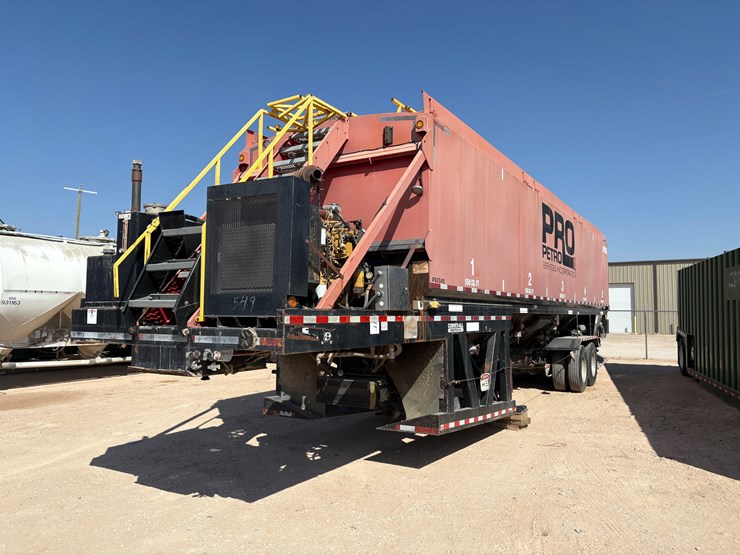 2013-caterpillar-c4.4-image-2