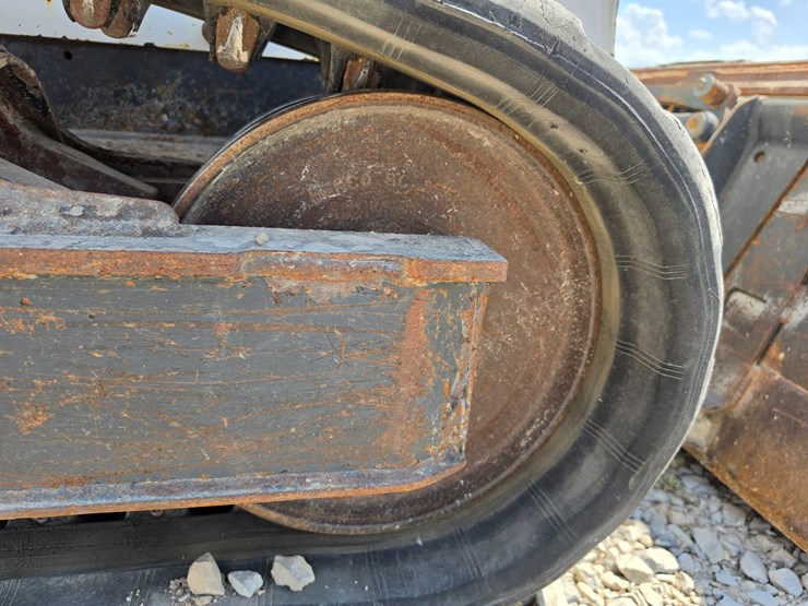 2018-bobcat-t595-image-46