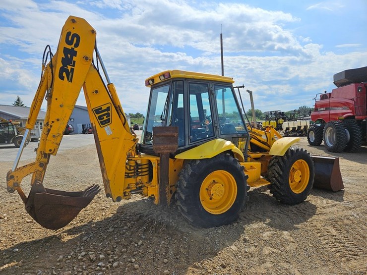 jcb-214s-image-5