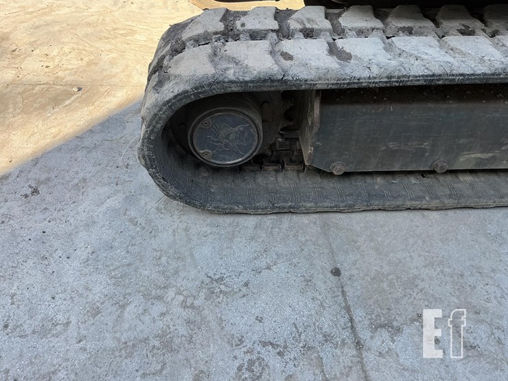 2017-bobcat-e50-image-11