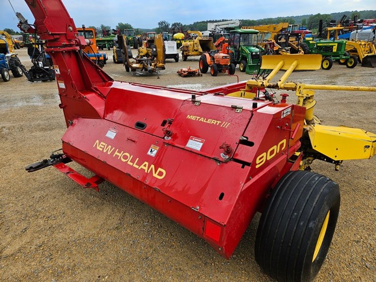new-holland-900-image-41