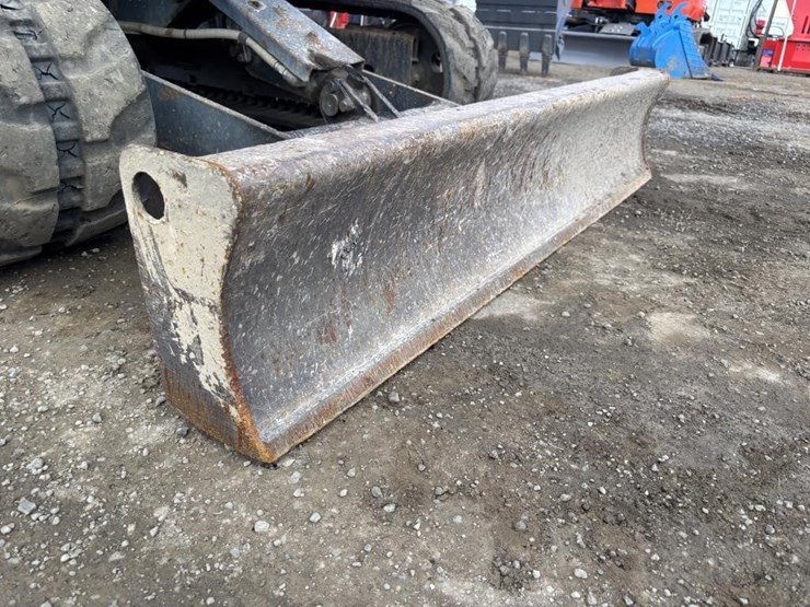 deere-27d-image-11