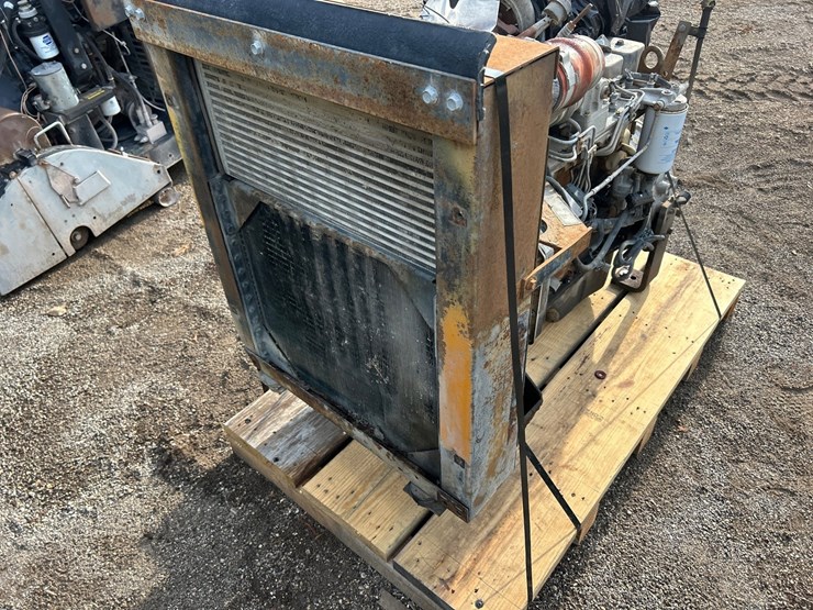 #2700-•-5.9l-cummins-turbo-diesel-engine-image-20