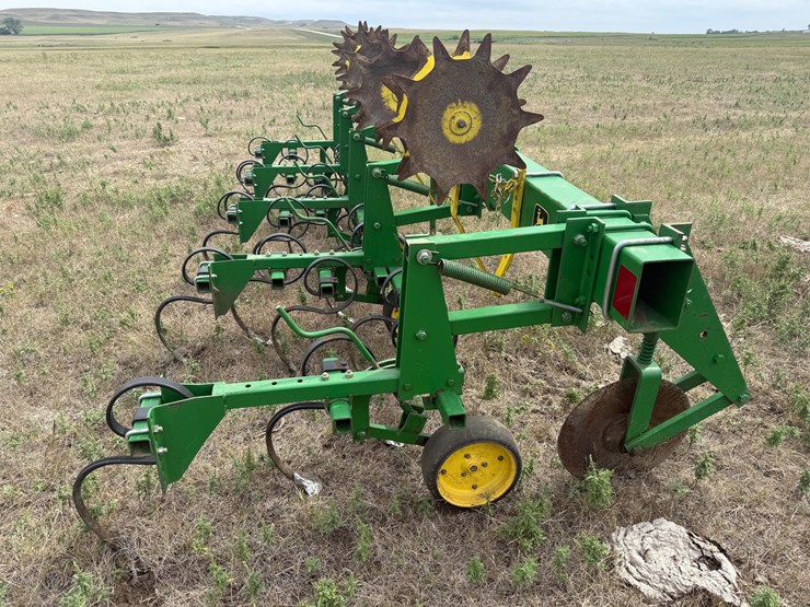 john-deere-825-image-4