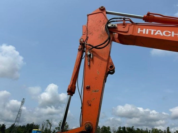 2007-hitachi-zx225us-lc-image-50