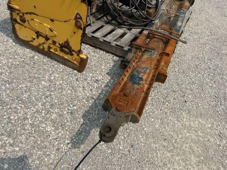 metal-pless-8-ft---13-ft-snow-pusher-agh0830-13le--image-14