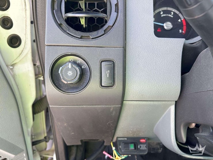2017-ford-f750-image-15
